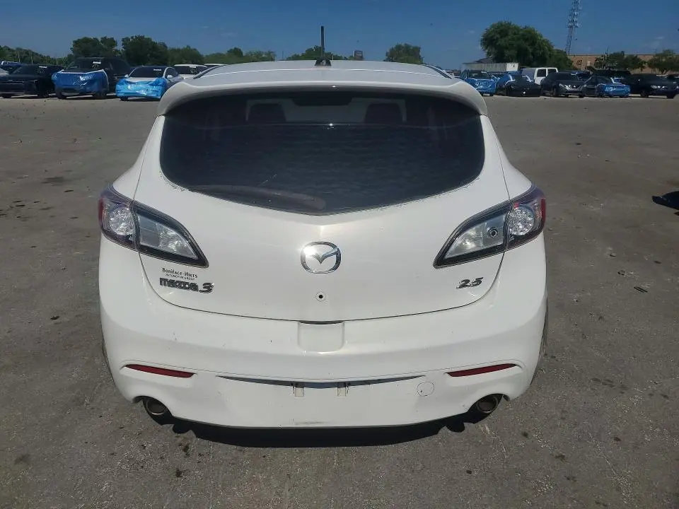 2010 MAZDA 3 S  