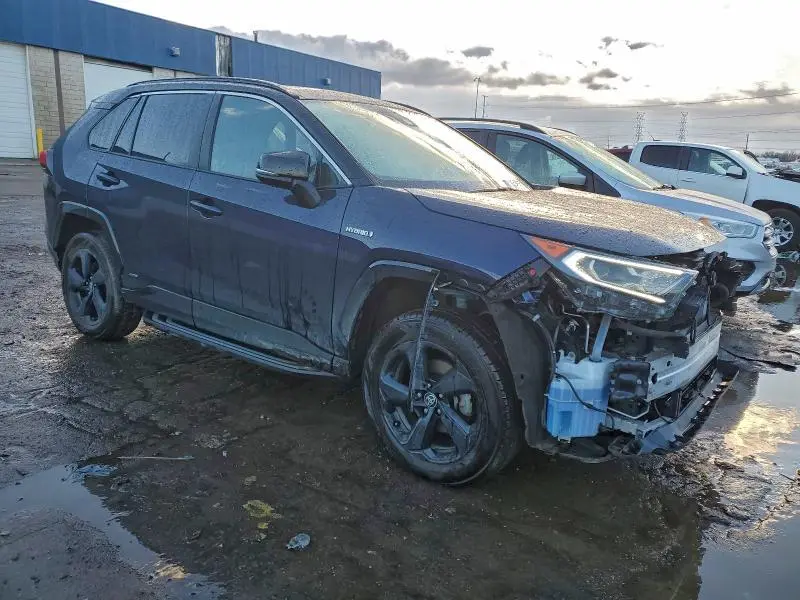 2021 TOYOTA RAV4 XSE  