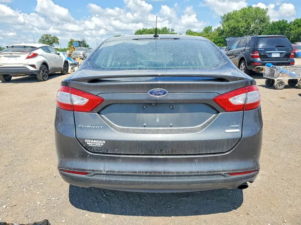 2016 FORD FUSION SE  