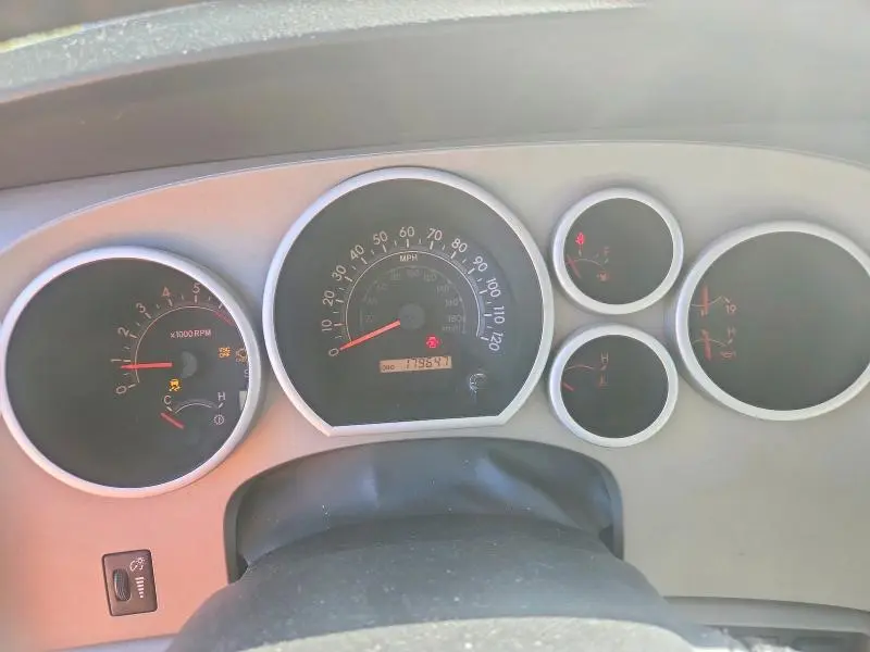 2010 TOYOTA SEQUOIA SR5  