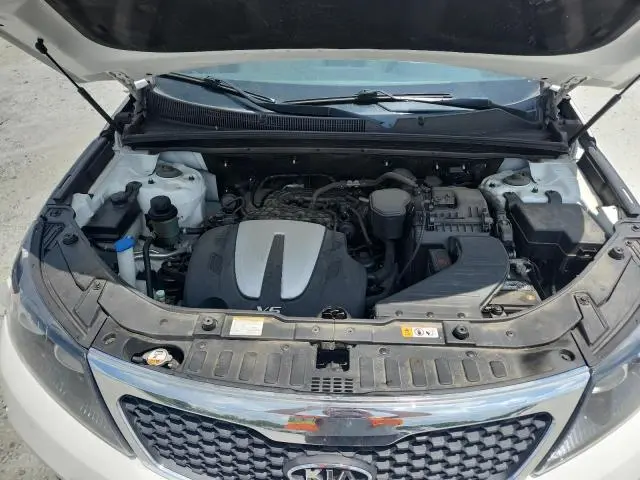 2013 KIA SORENTO LX  