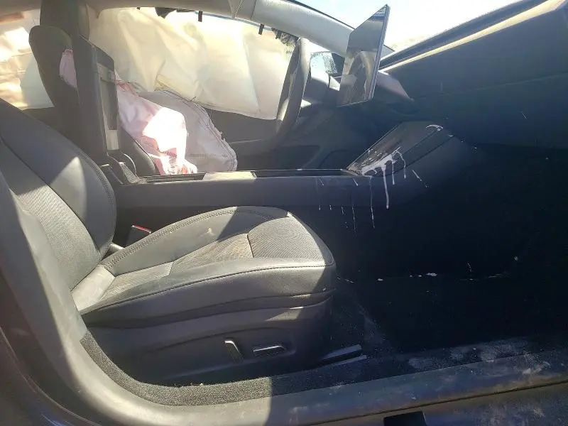 2026 TESLA MODEL 3   