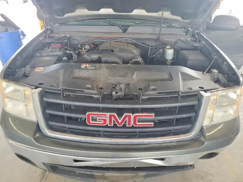 2011 GMC SIERRA C1500 SL  