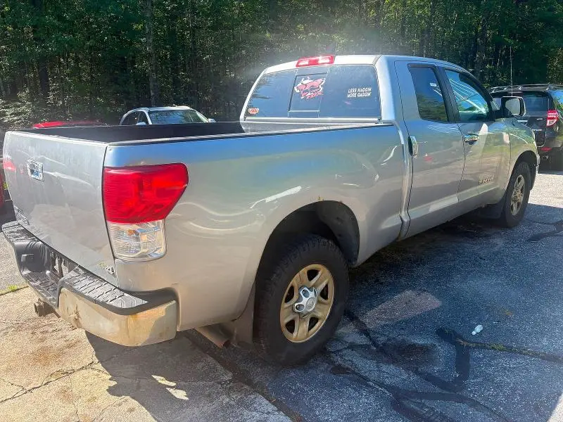 2011 TOYOTA TUNDRA DOUBLE CAB SR5  