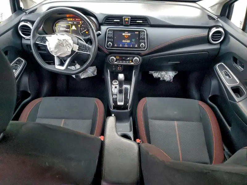 2020 NISSAN VERSA SR  