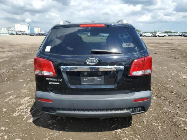 2011 KIA SORENTO BASE  