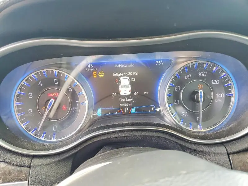 2016 CHRYSLER 300C   