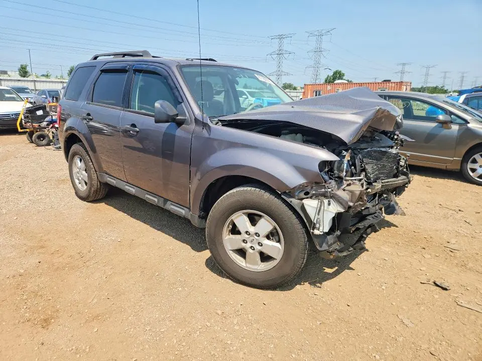 2010 FORD ESCAPE XLT  