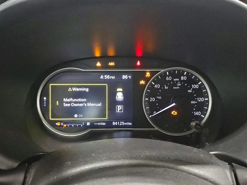 2018 NISSAN KICKS SR  