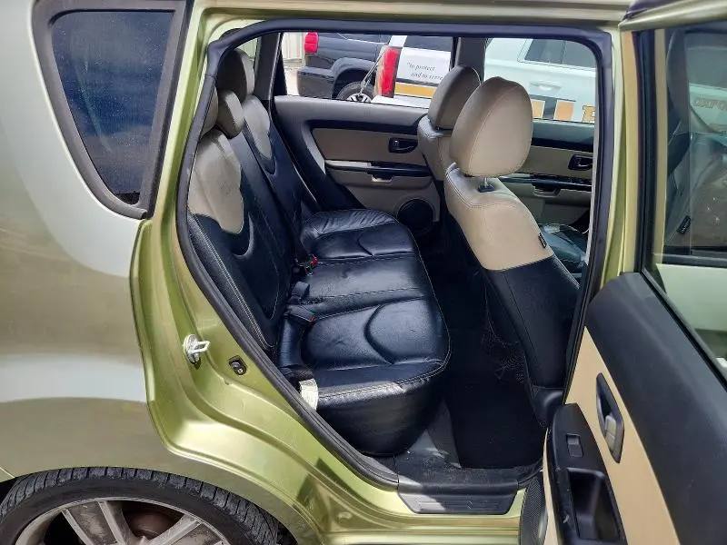2011 KIA SOUL !  