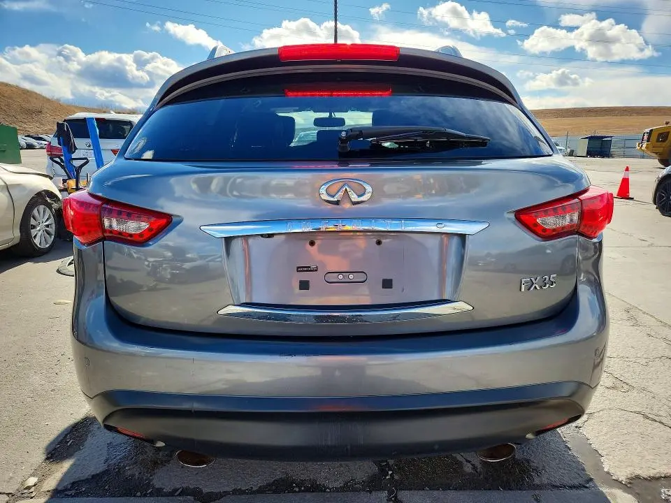 2012 INFINITI FX35   