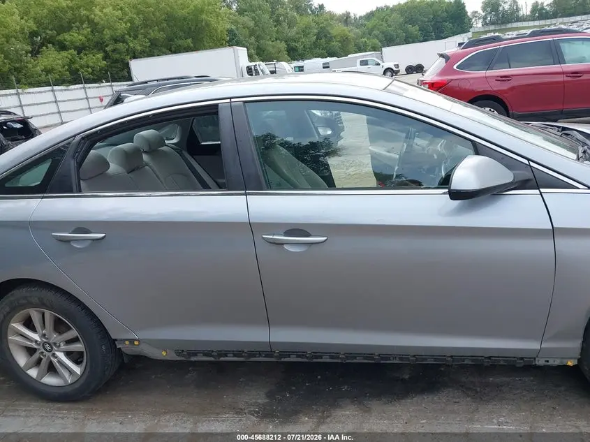 2015 HYUNDAI SONATA SE