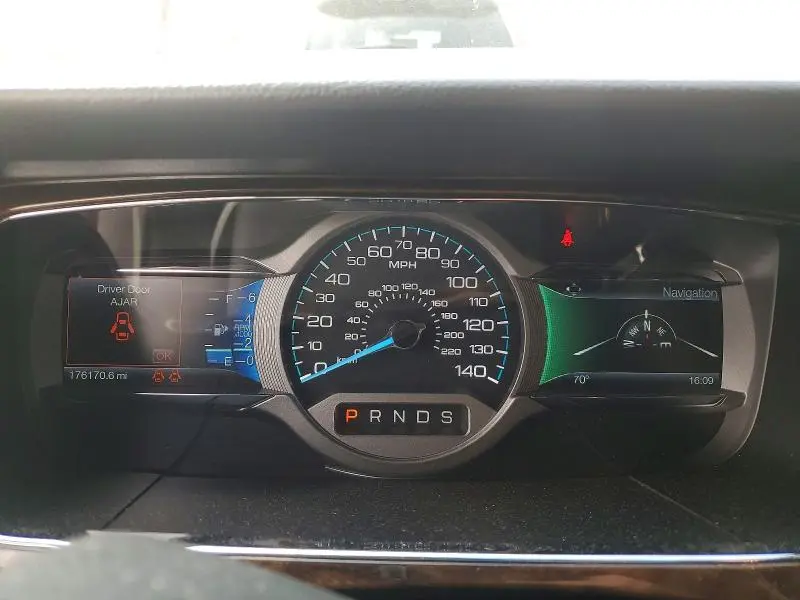 2017 FORD TAURUS LIMITED  