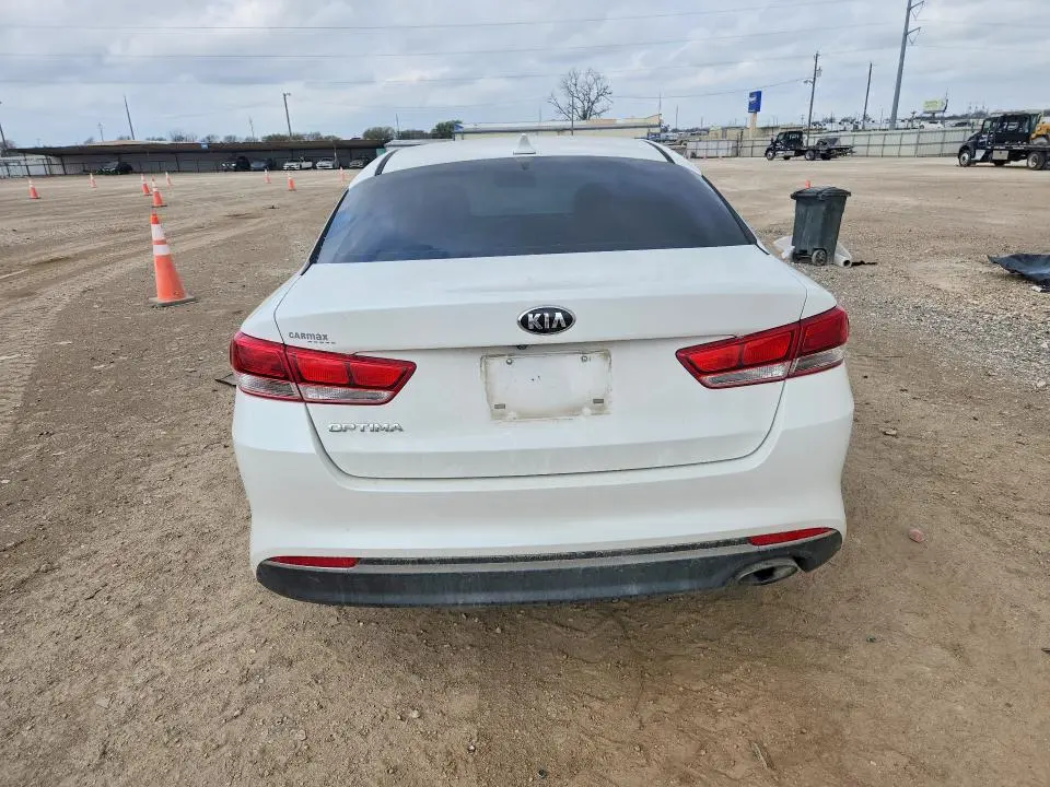 2017 KIA OPTIMA LX  