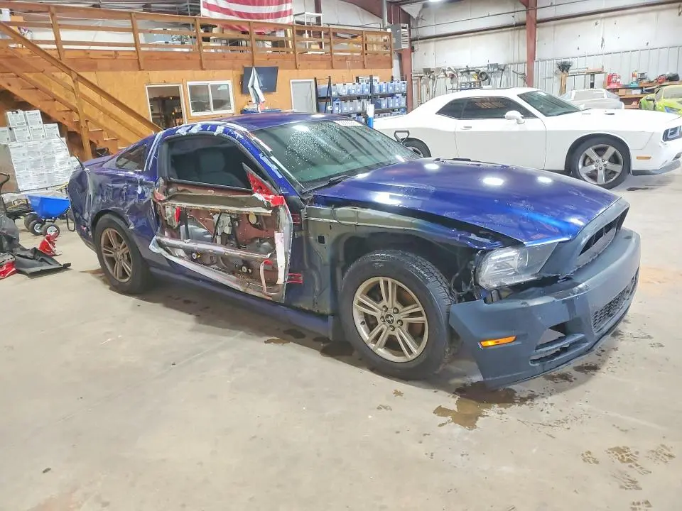 2013 FORD MUSTANG   