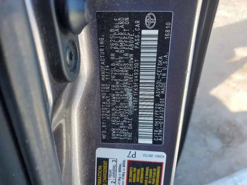 2015 TOYOTA CAMRY LE  