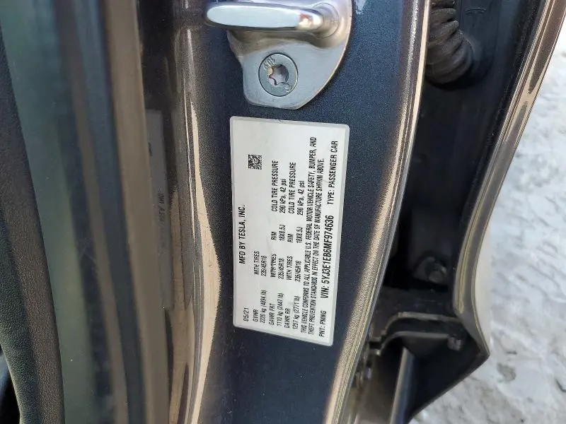 2021 TESLA MODEL 3   
