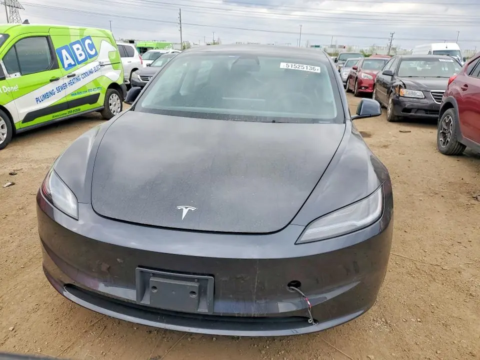 2025 TESLA MODEL 3   