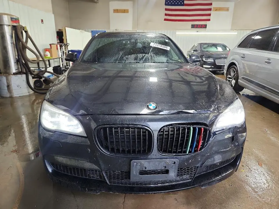 2013 BMW 750 LXI  