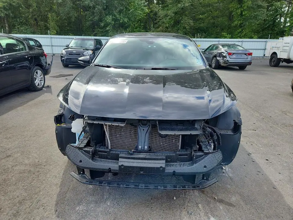 2021 VOLKSWAGEN PASSAT R-LINE  