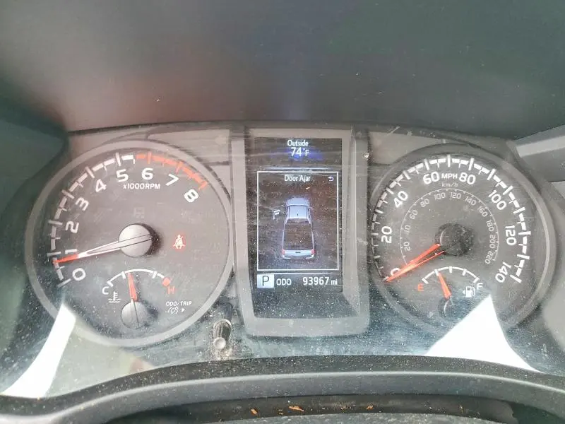 2021 TOYOTA TACOMA SR  