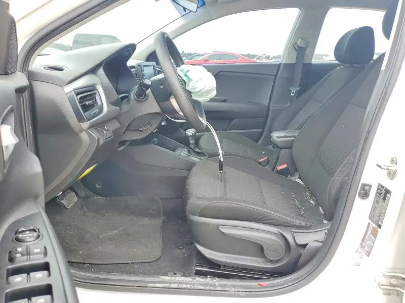2020 KIA RIO S  
