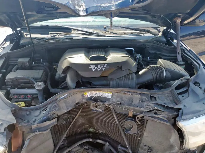 2013 DODGE DURANGO SXT  