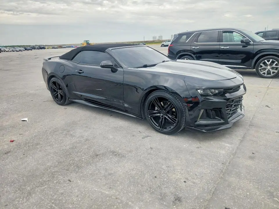 2018 CHEVROLET CAMARO LT  