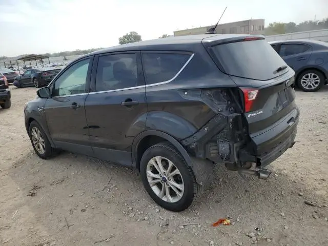 2019 FORD ESCAPE SE  