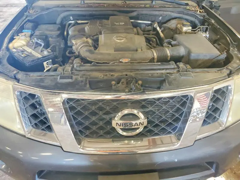 2011 NISSAN PATHFINDER S  