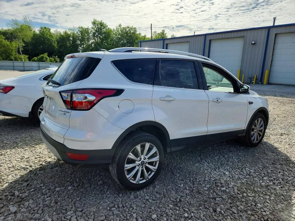 2017 FORD ESCAPE TITANIUM  