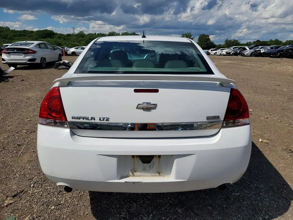 2010 CHEVROLET IMPALA LTZ  