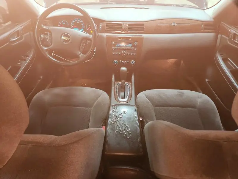 2011 CHEVROLET IMPALA LT  