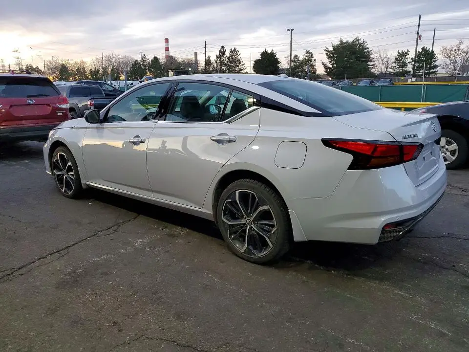 2024 NISSAN ALTIMA 2.5 SR  