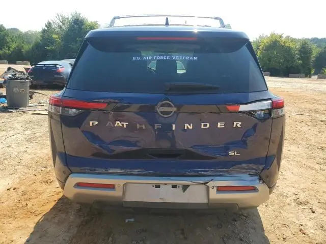 2022 NISSAN PATHFINDER SL  