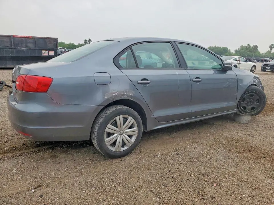 2011 VOLKSWAGEN JETTA SE  