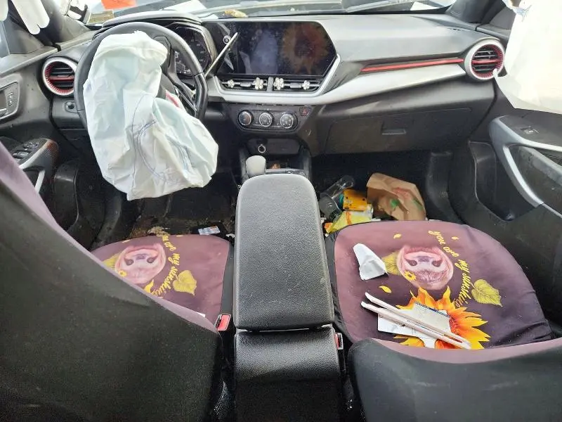 2024 CHEVROLET TRAX 1RS  