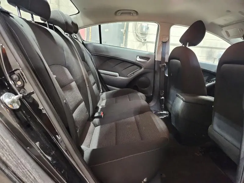 2018 KIA FORTE LX  