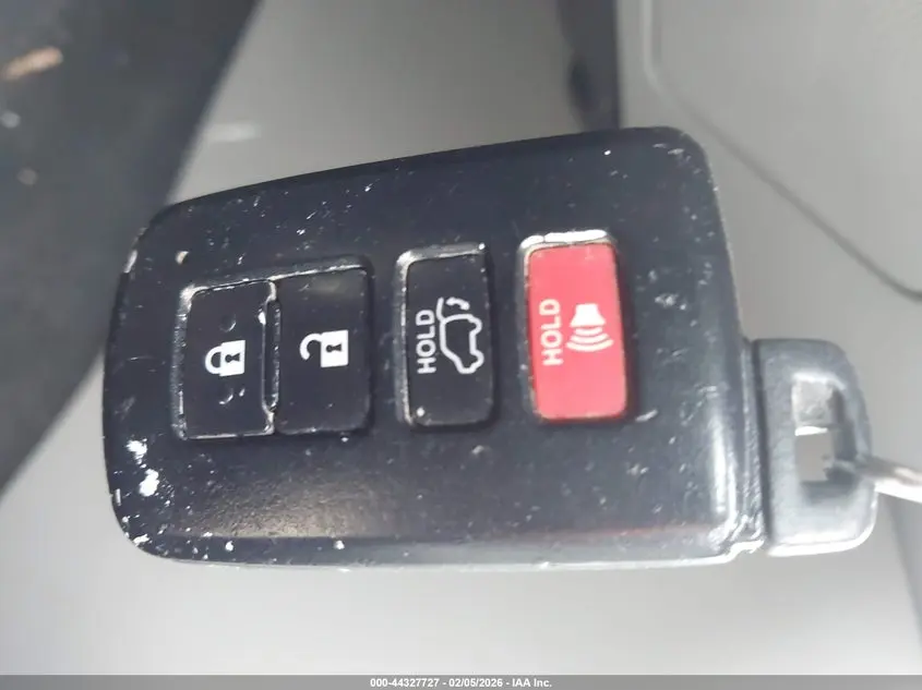 2015 TOYOTA HIGHLANDER LIMITED V6