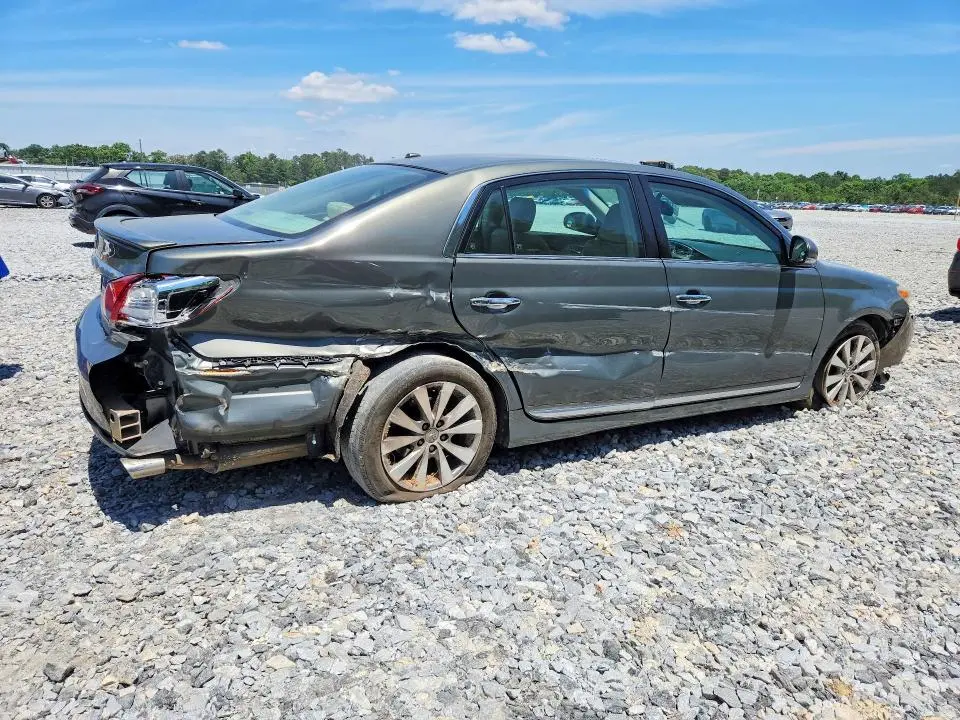 2011 TOYOTA AVALON LIMITED  
