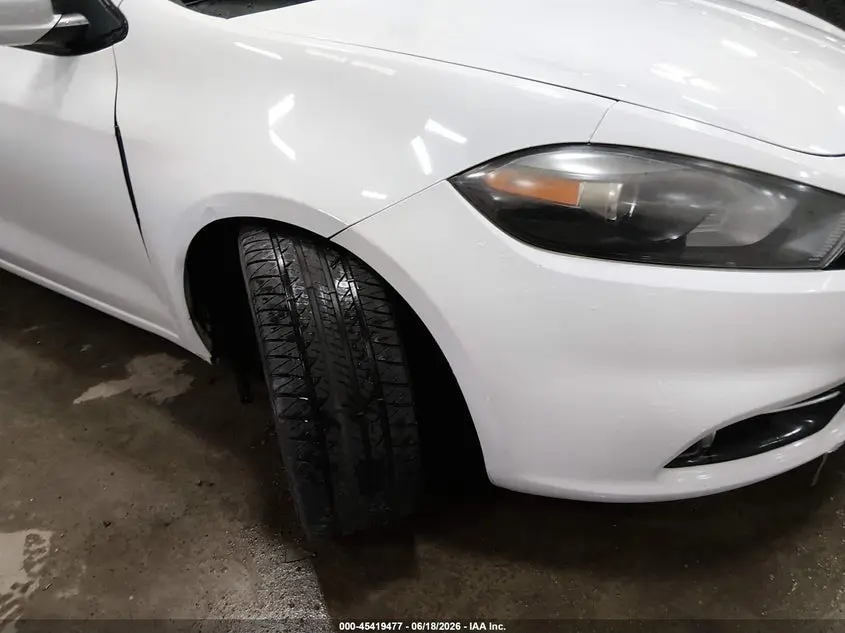 2015 DODGE DART SXT