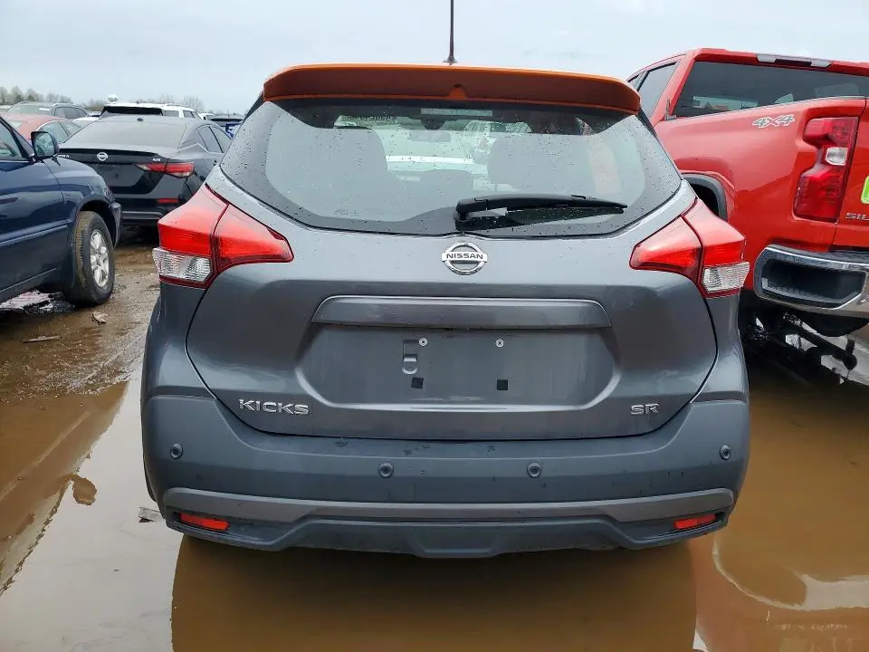 2020 NISSAN KICKS SR  