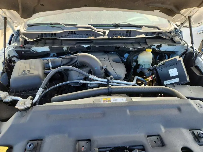 2013 RAM 1500 SLT  