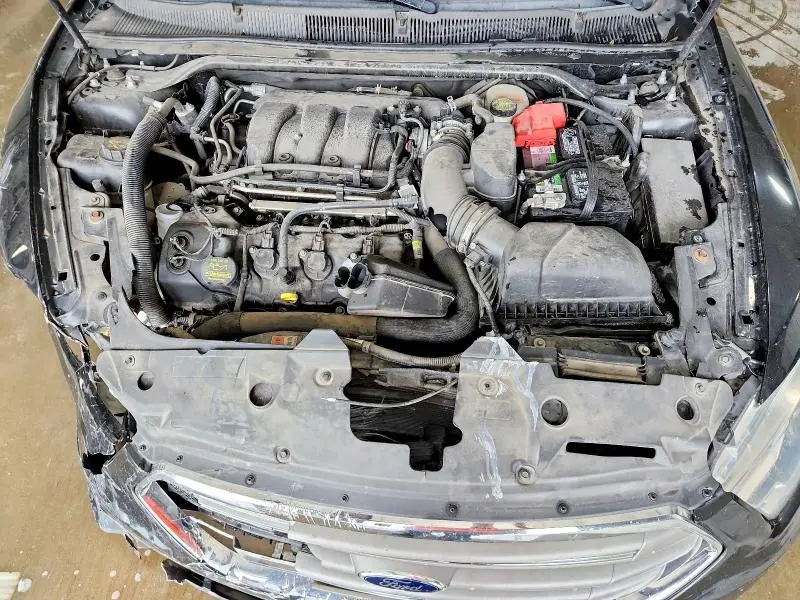 2013 FORD TAURUS SEL  