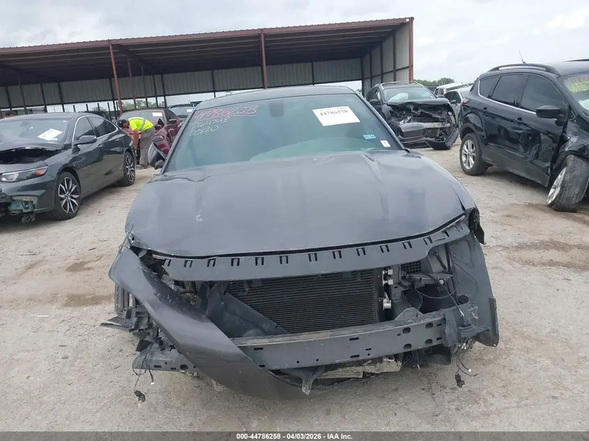 2016 DODGE CHARGER SE
