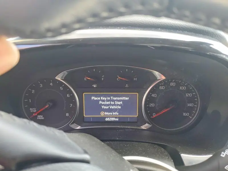 2021 CHEVROLET TRAVERSE LT  