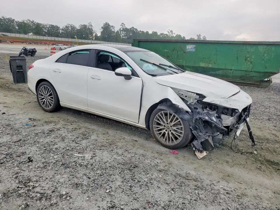 2025 MERCEDES-BENZ CLA 250  