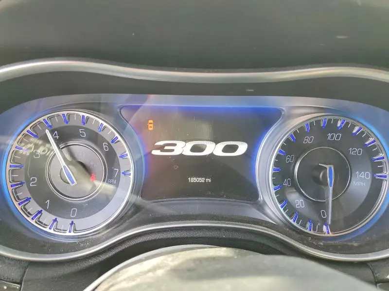 2015 CHRYSLER 300 LIMITED  