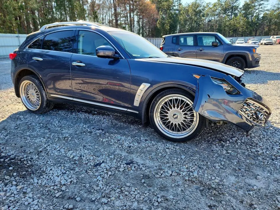 2010 INFINITI FX35   