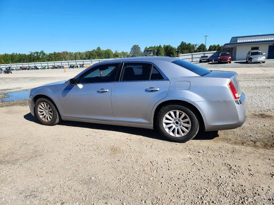 2013 CHRYSLER 300   